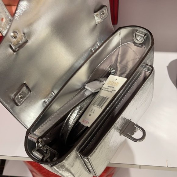 Michael Kors Manhattan Medium School Satchel - Picture 13 of 16